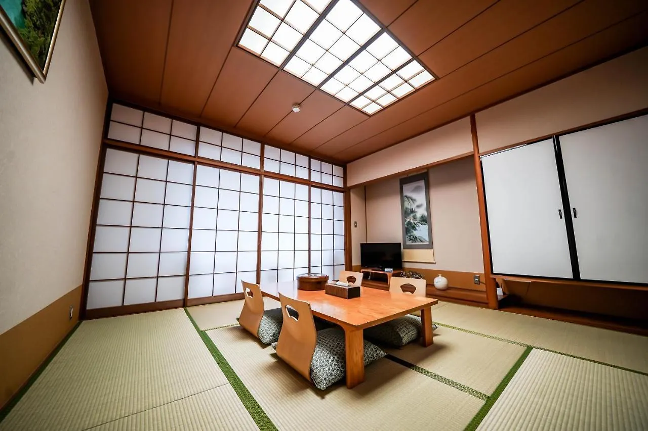 ホテル 箱根七福荘