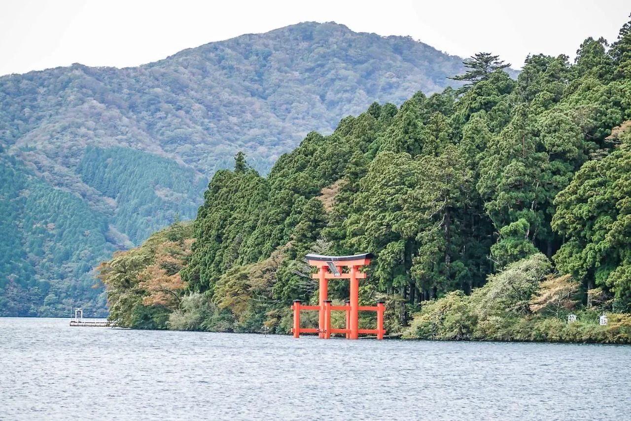 ホテル 箱根七福荘